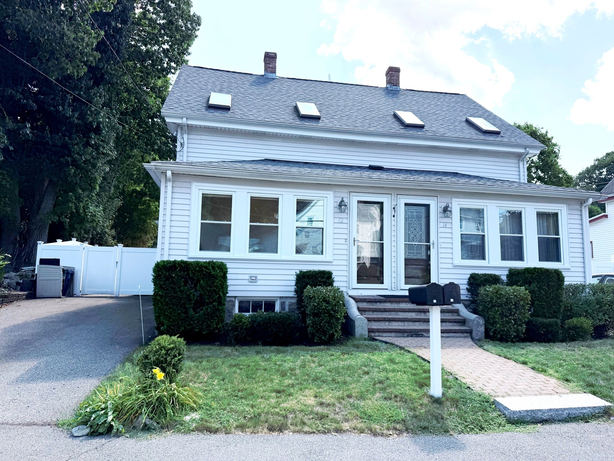 12 Oconnell Avenue # 12