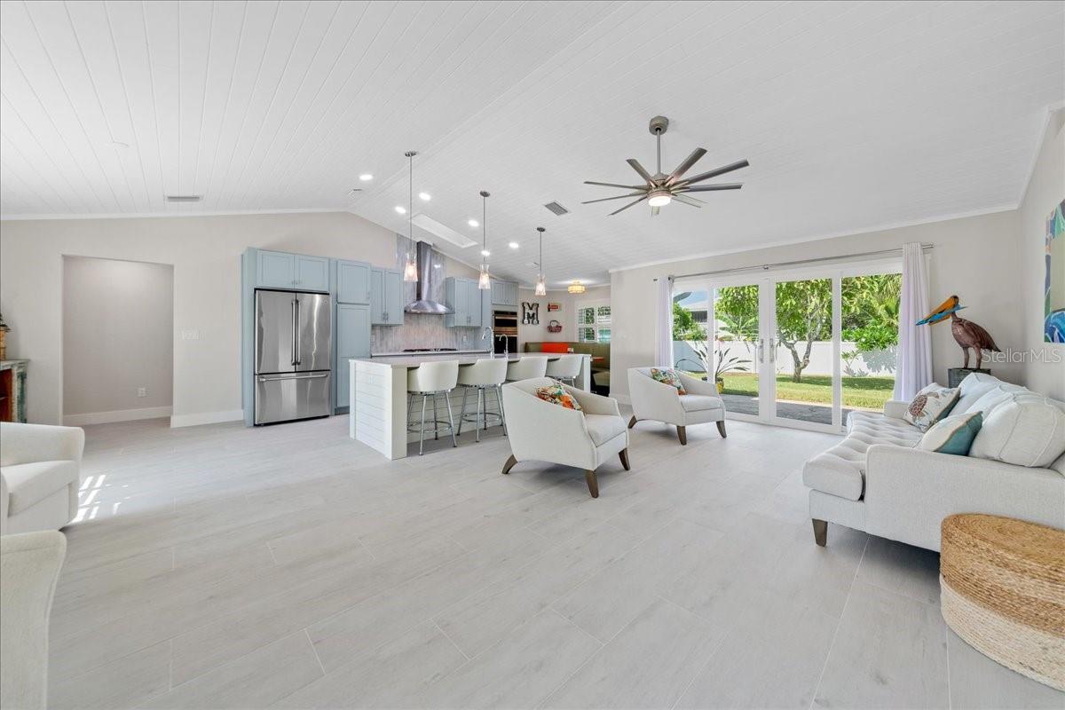 5120 PALM DR
