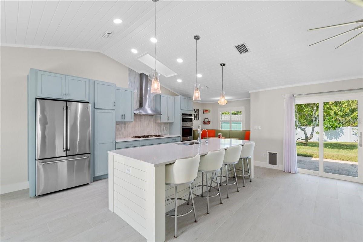 5120 PALM DR