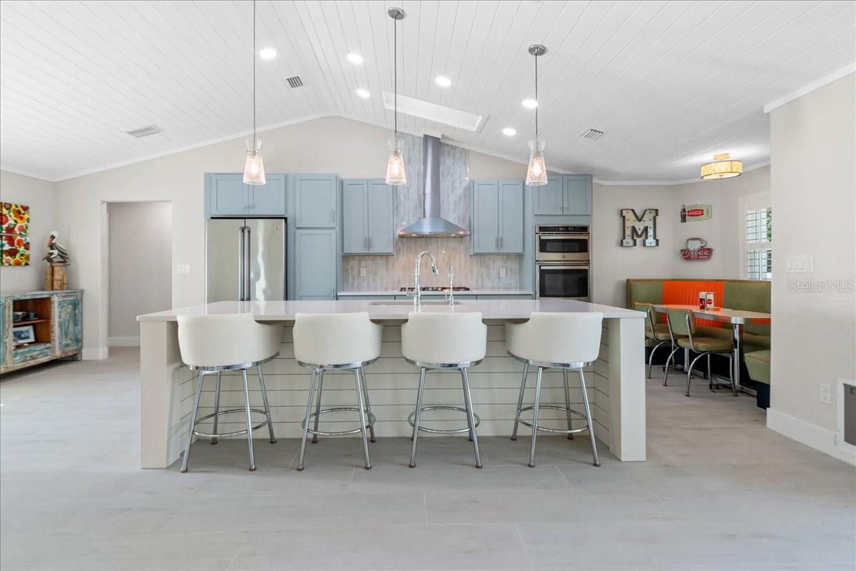 5120 PALM DR