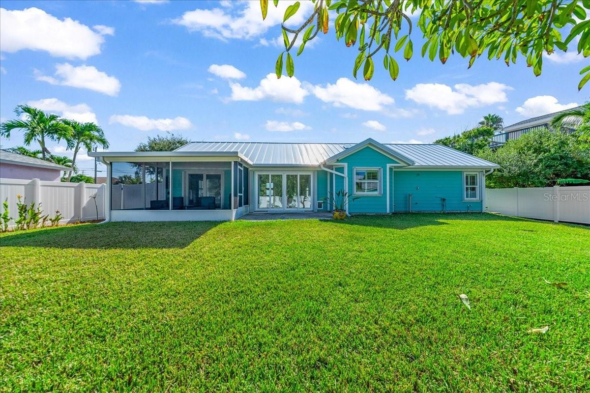 5120 PALM DR