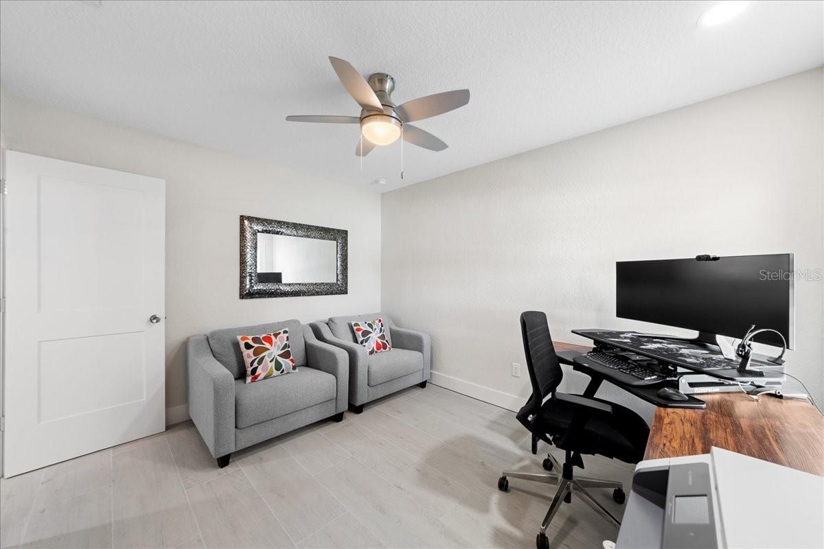 5120 PALM DR