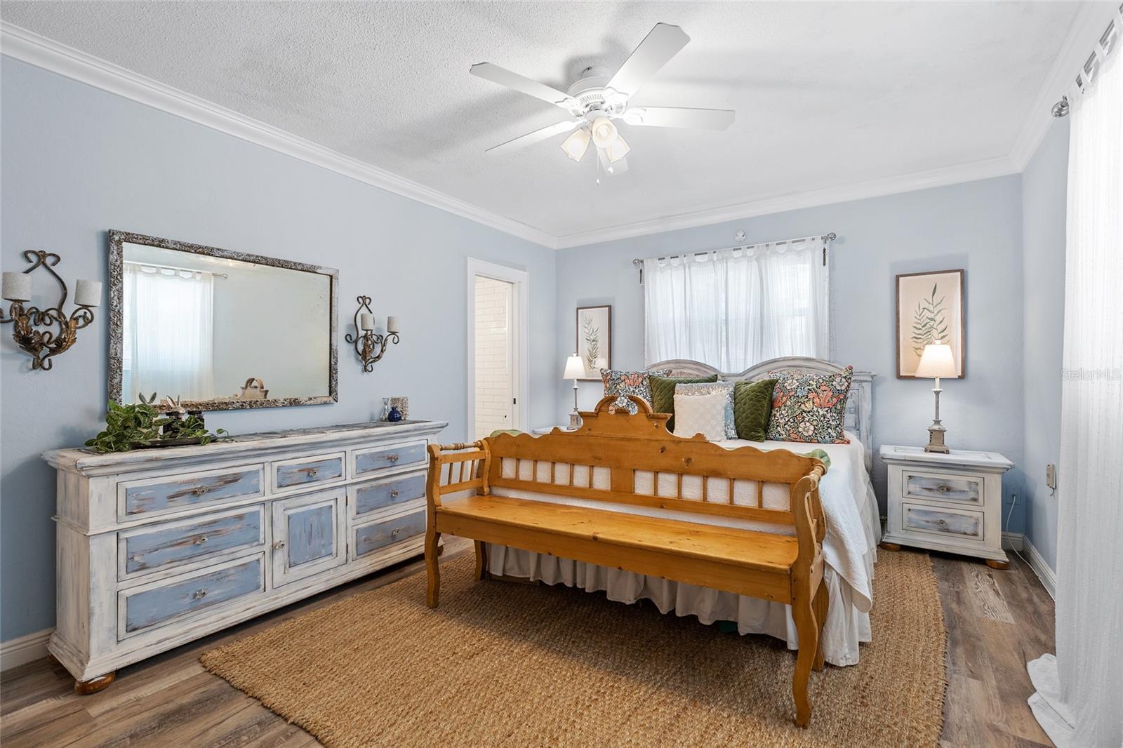 1330 SNELL ISLE BLVD NE #4