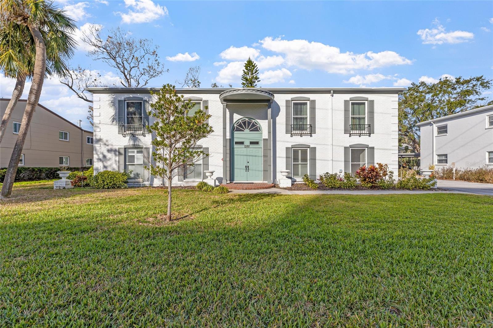 1330 SNELL ISLE BLVD NE #4