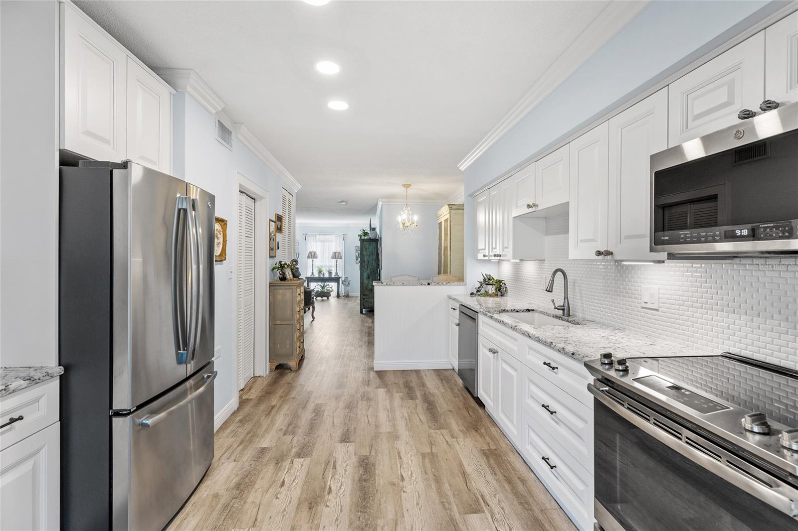 1330 SNELL ISLE BLVD NE #4