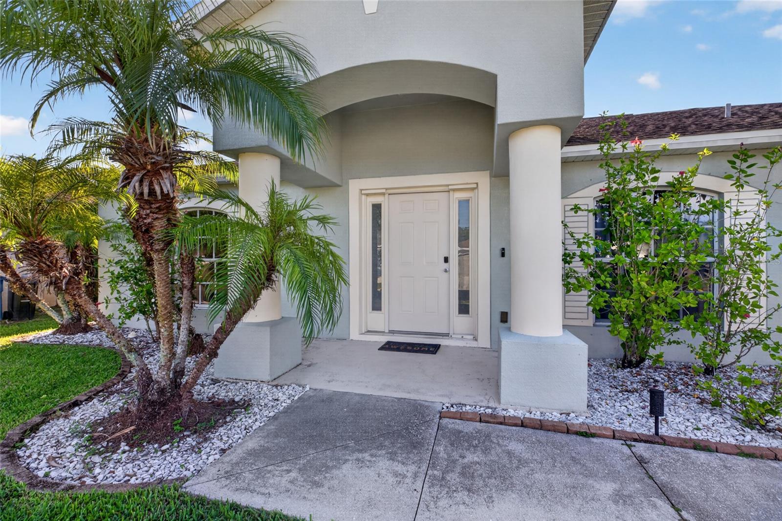 2502 NATURE POINTE LOOP