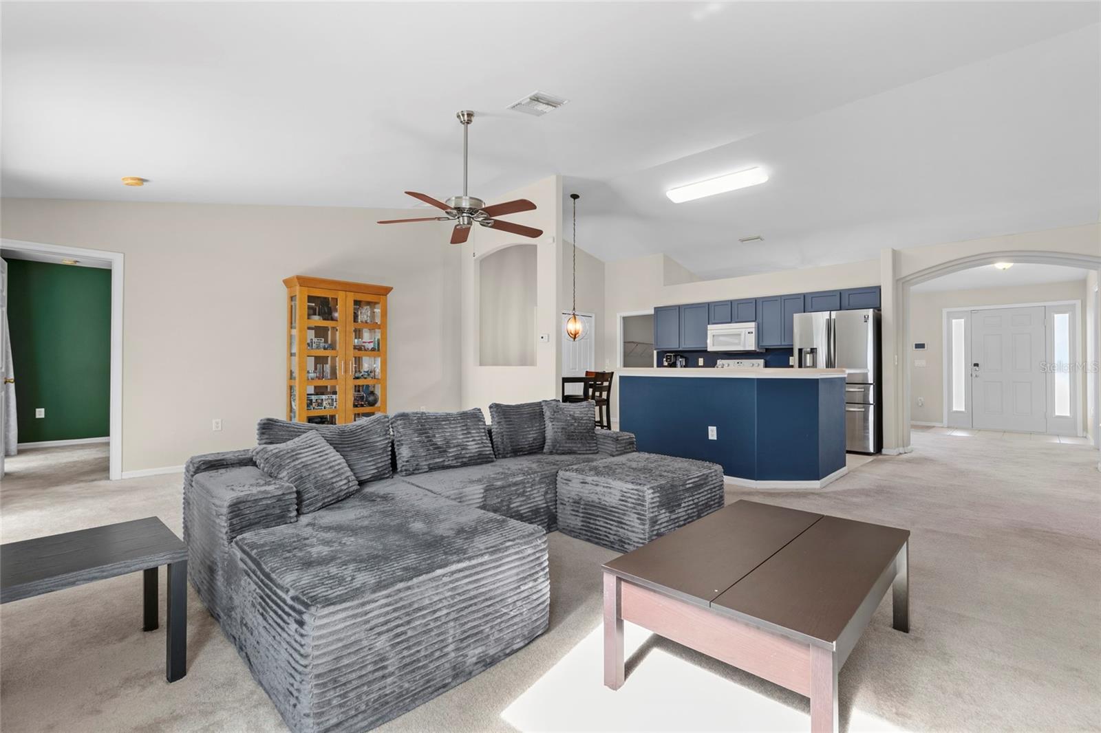 2502 NATURE POINTE LOOP