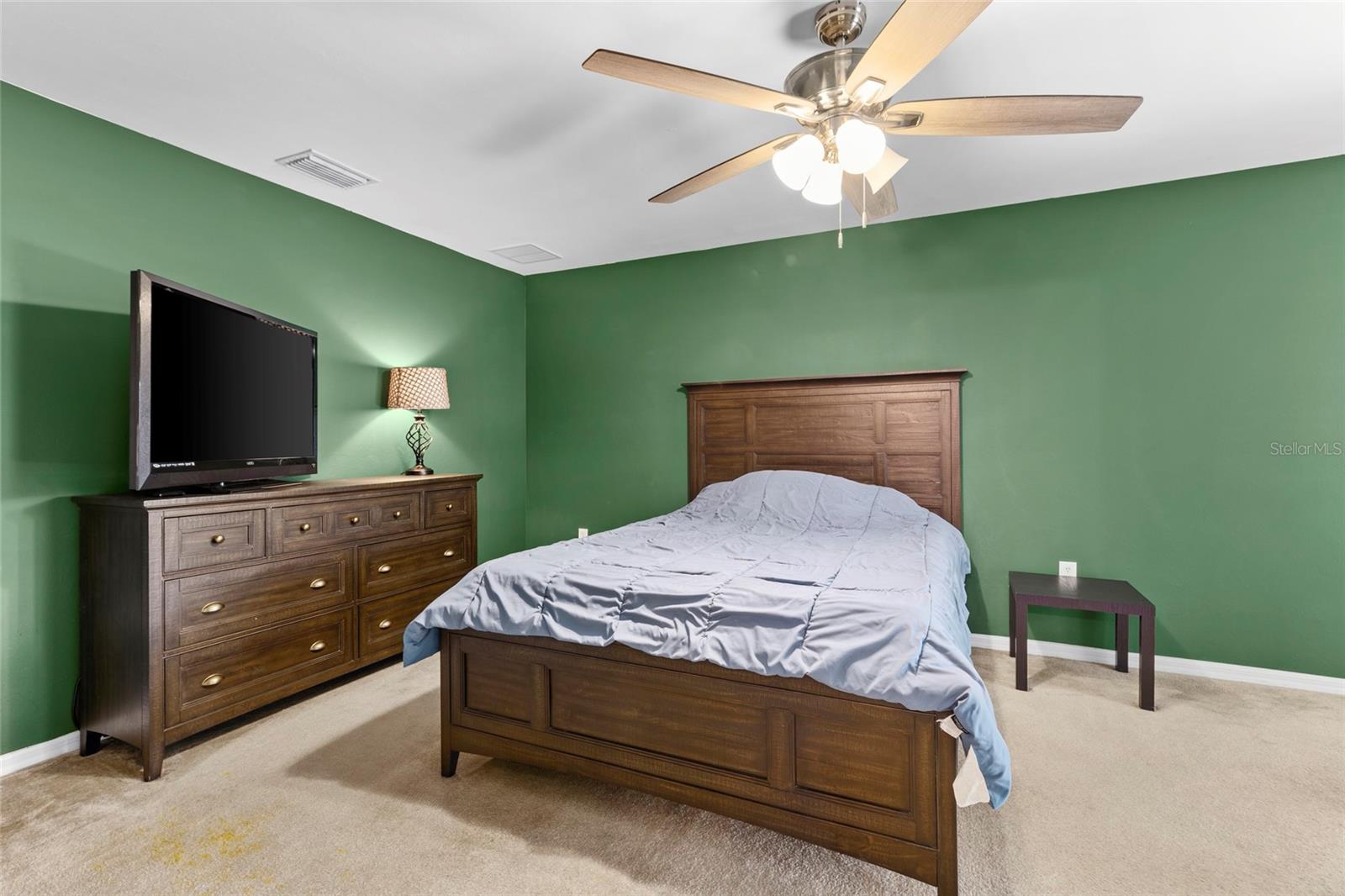 2502 NATURE POINTE LOOP