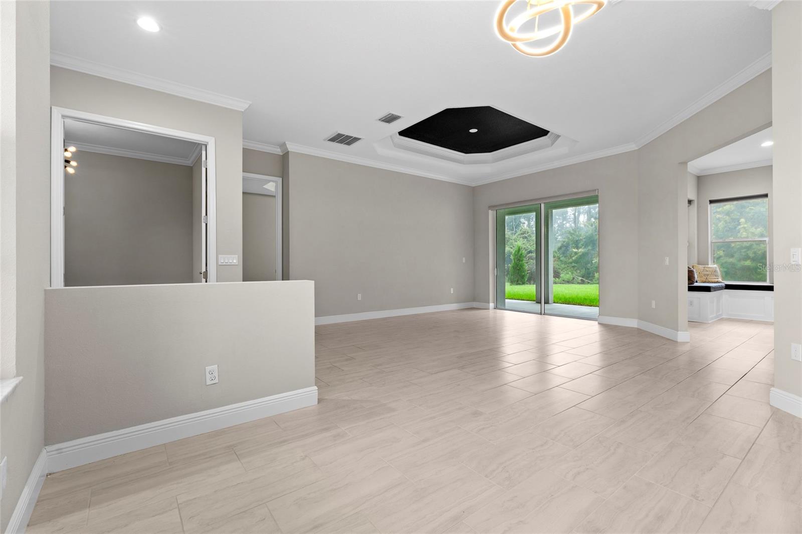 20454 LACE CASCADE RD
