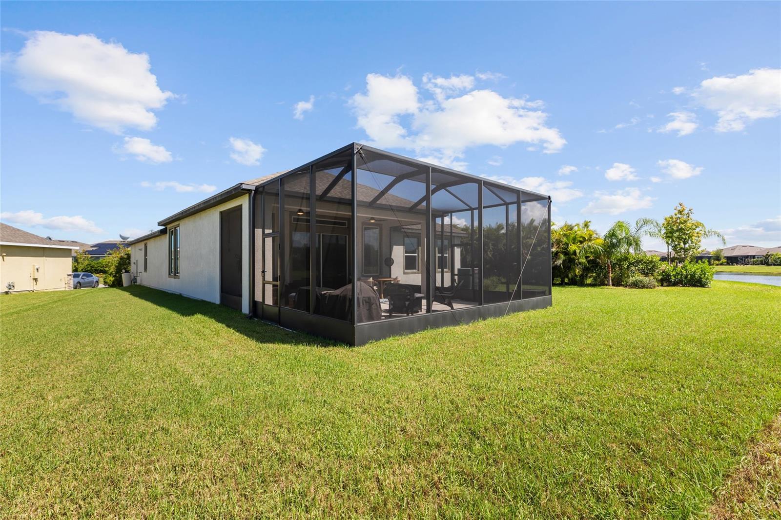 6211 SEA AIR DR