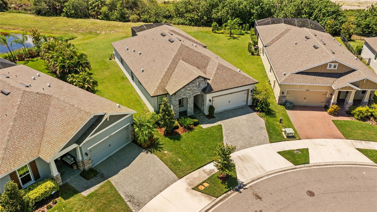 6211 SEA AIR DR