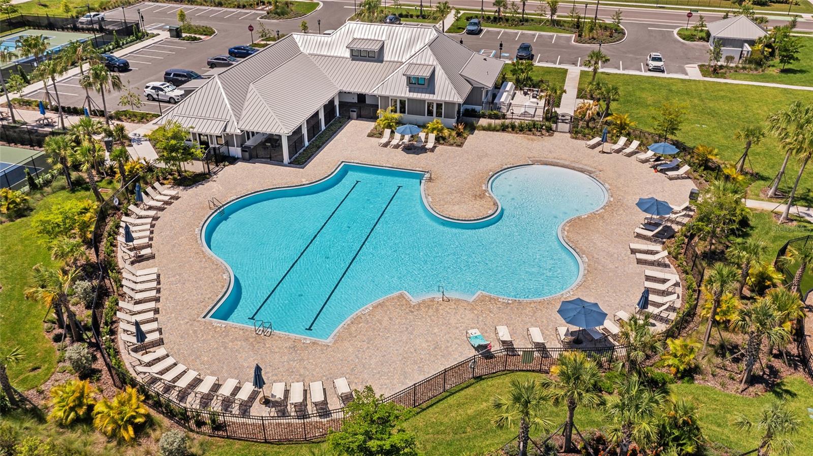 6211 SEA AIR DR