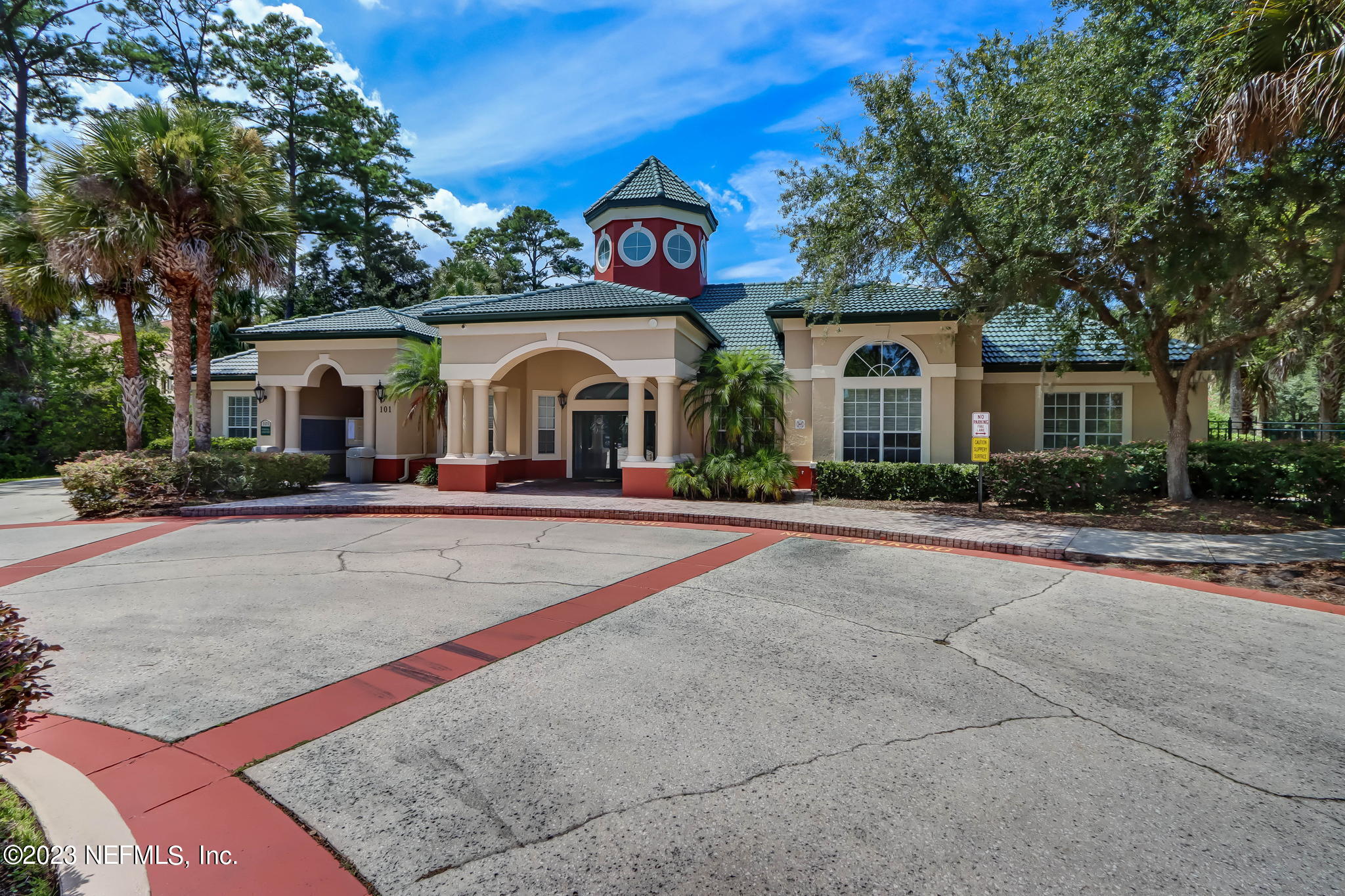 170 VERA CRUZ DR Unit: 322
