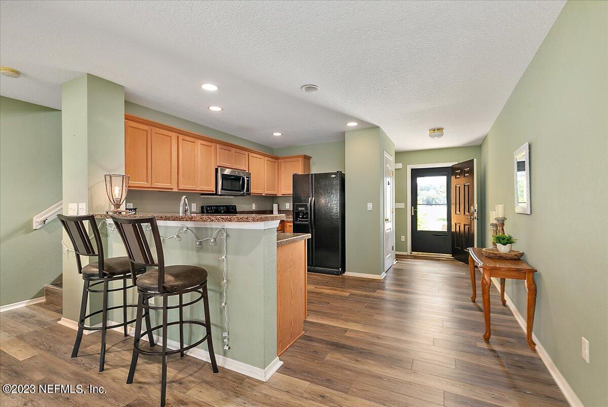 634 CABERNET PL
