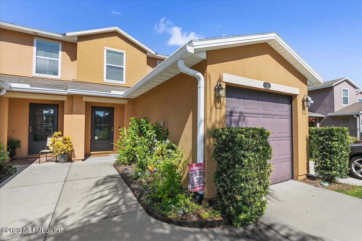 634 CABERNET PL