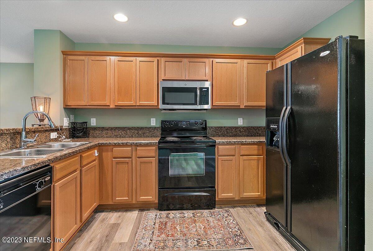 634 CABERNET PL