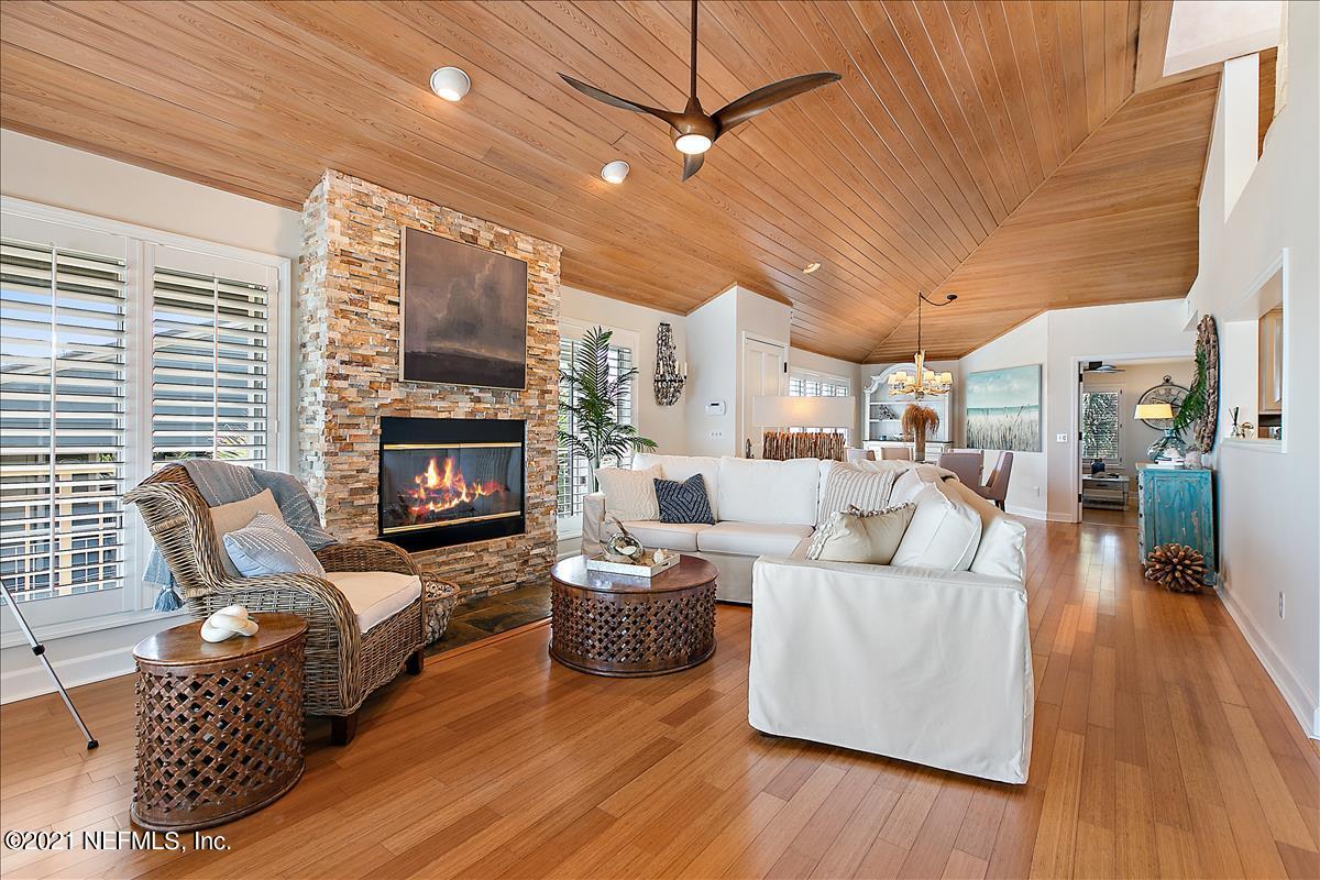 178 SEA HAMMOCK WAY