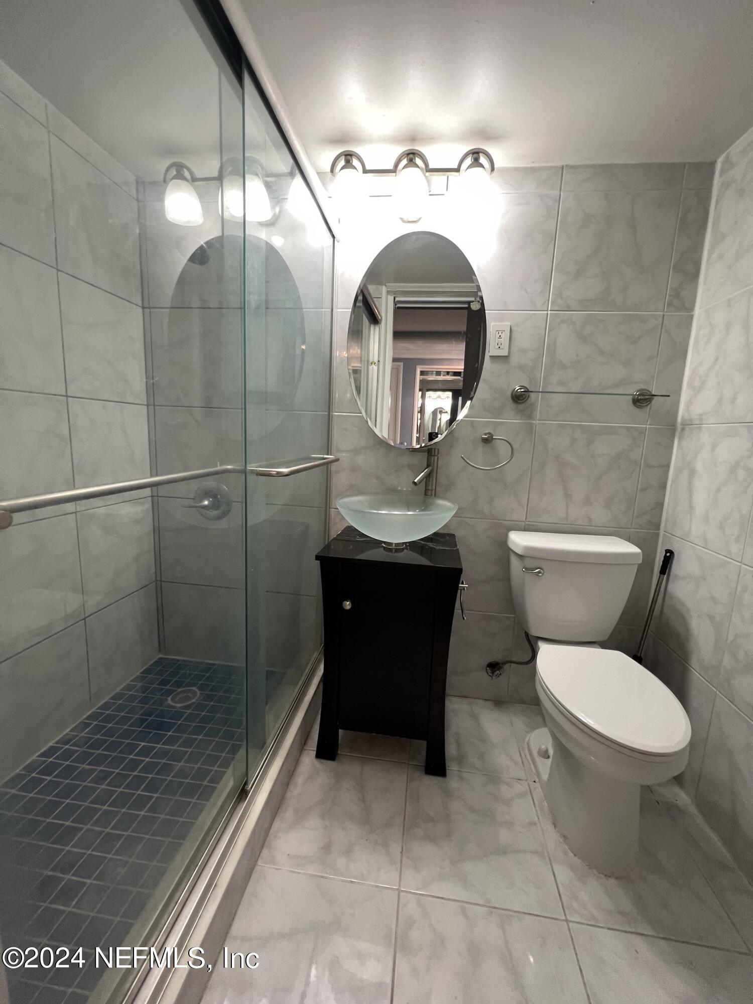 311 W ASHLEY Street, 1214
