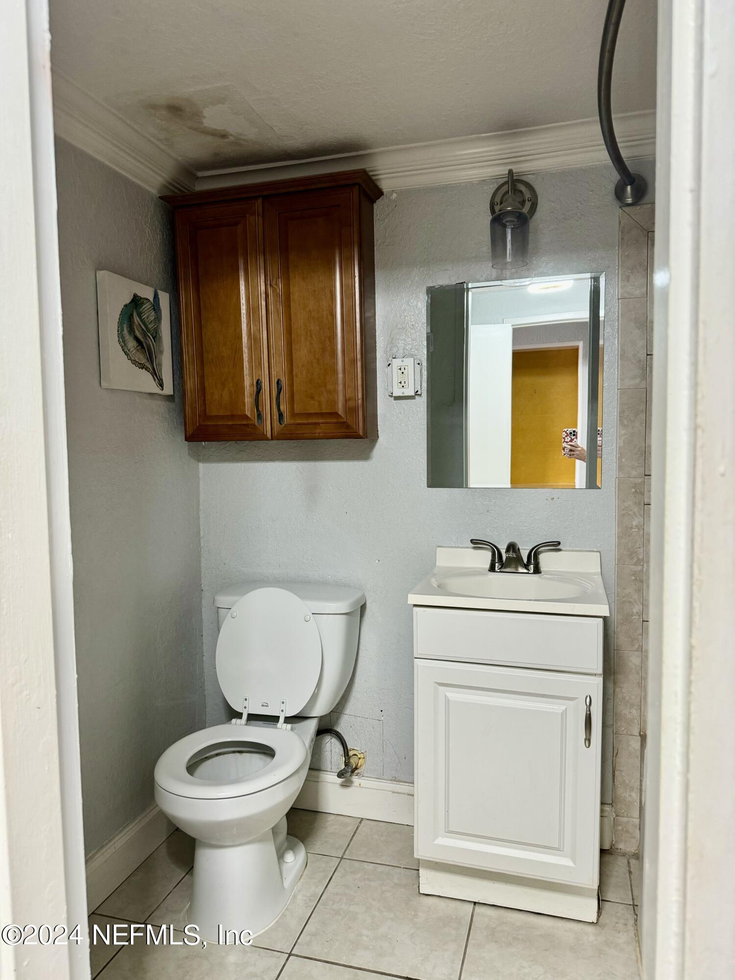 311 W ASHLEY Street, 1012
