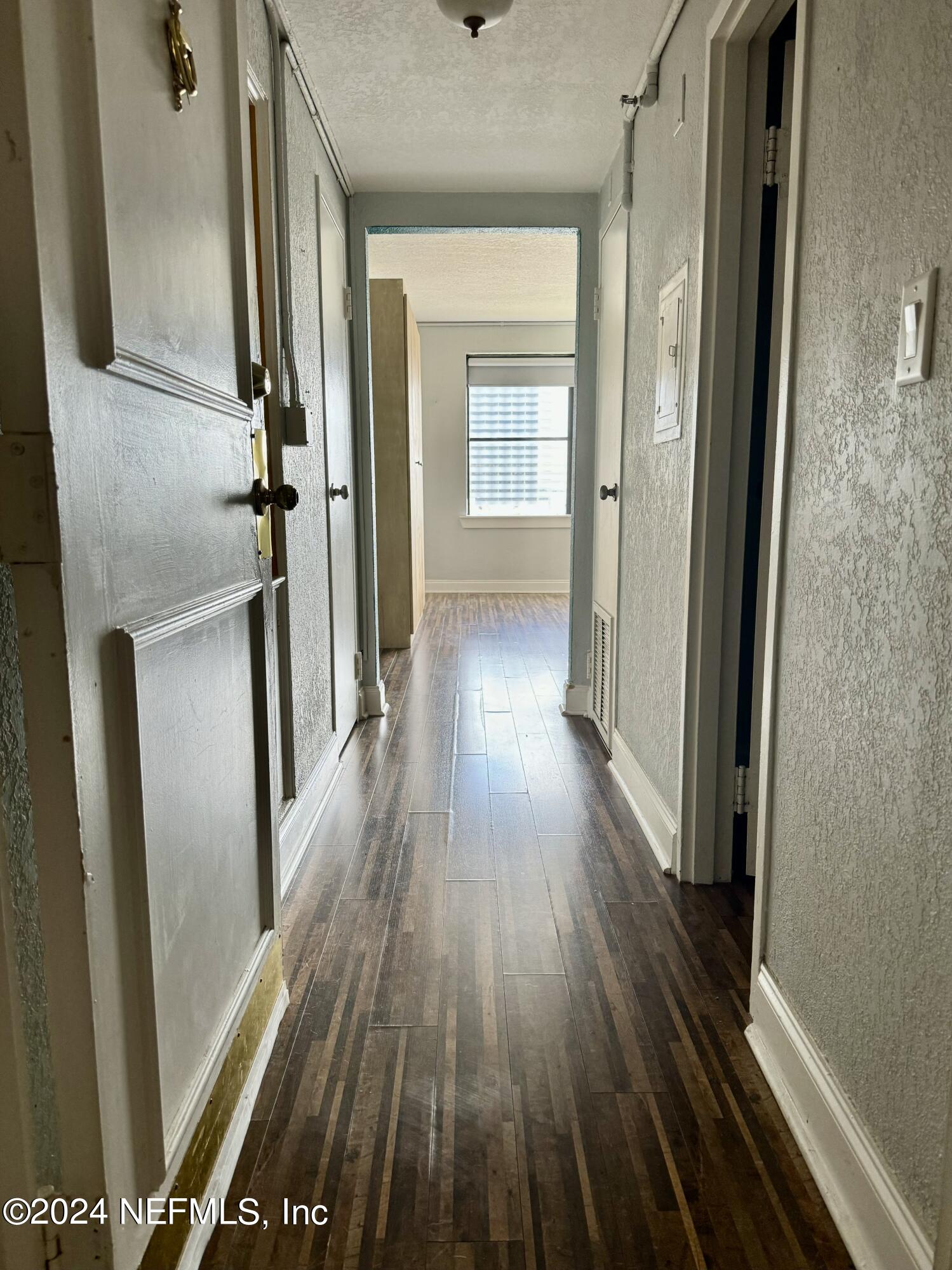 311 W ASHLEY Street, 1012