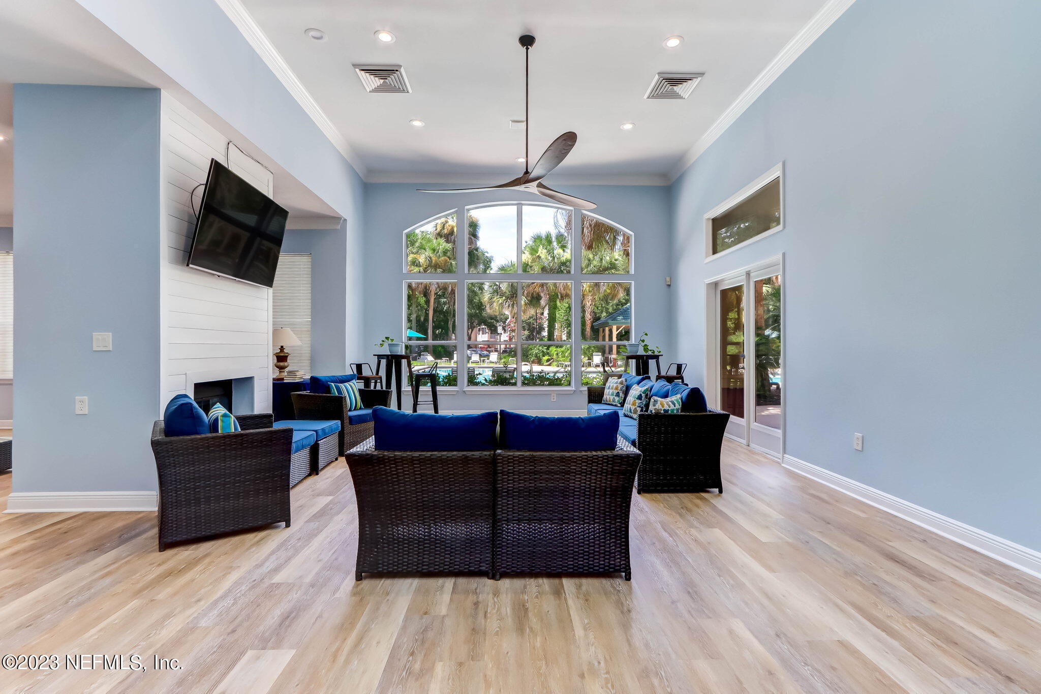 170 VERACRUZ Drive, 322
