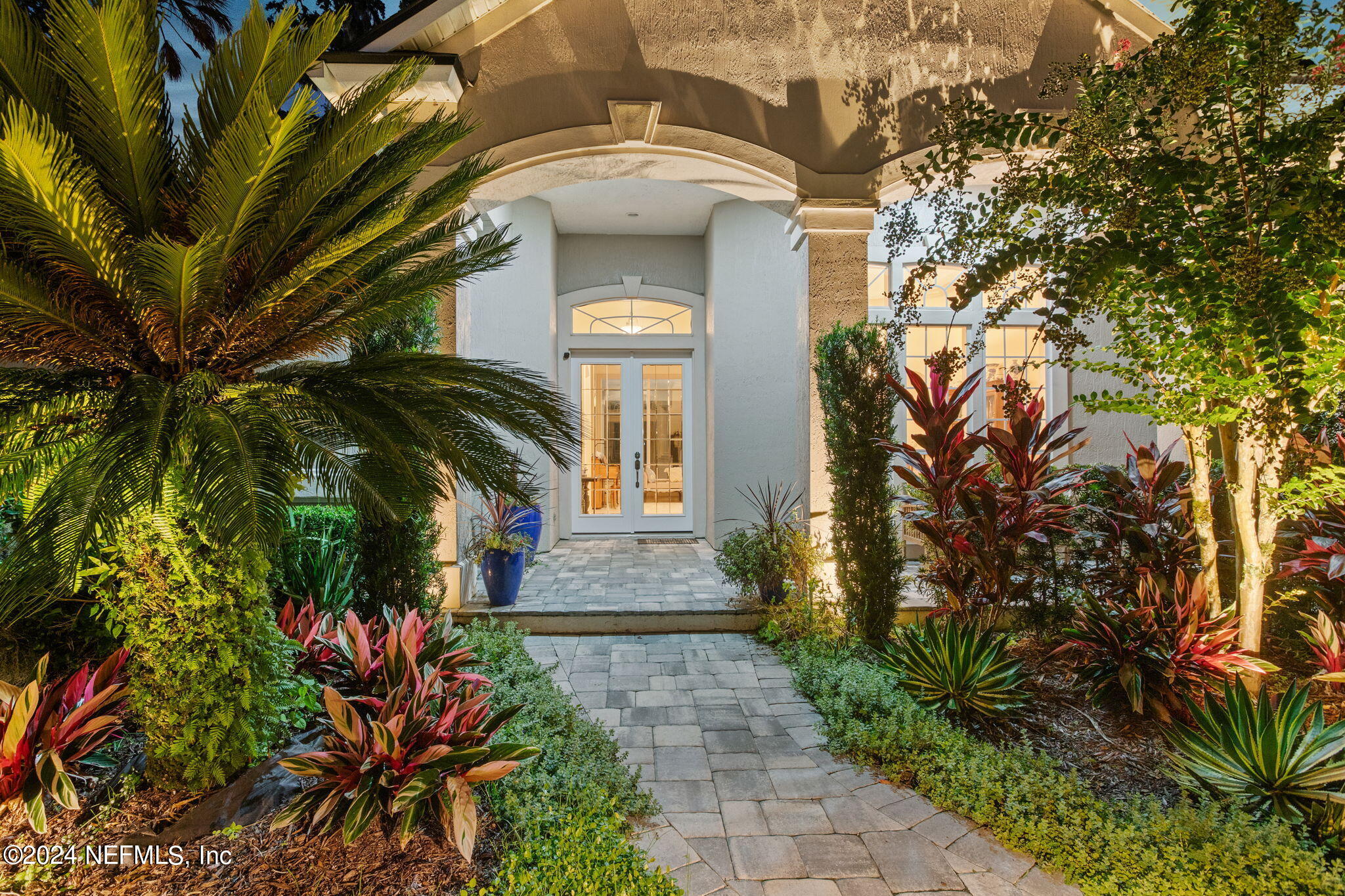 508 HONEY LOCUST Lane