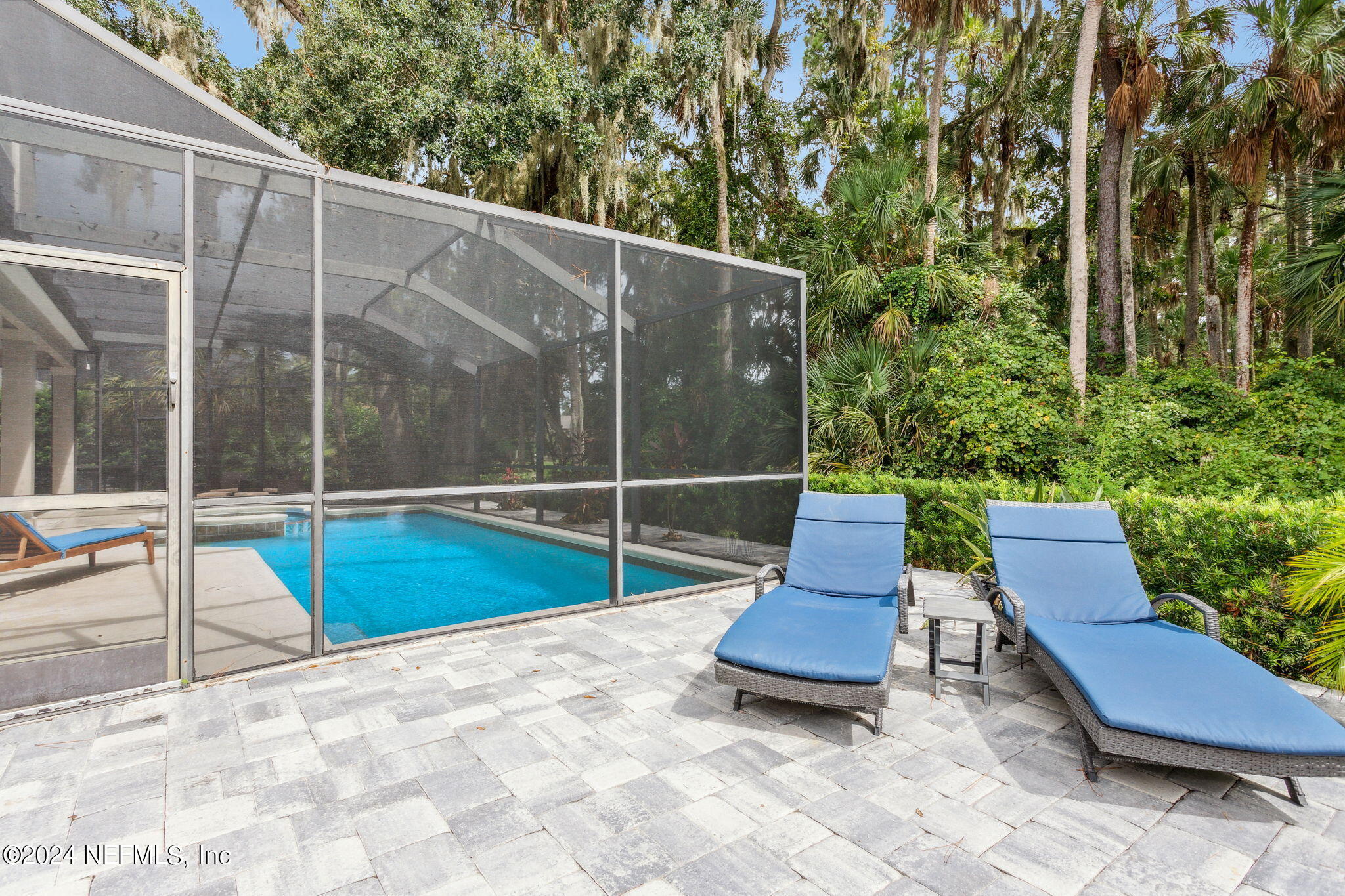 508 HONEY LOCUST Lane