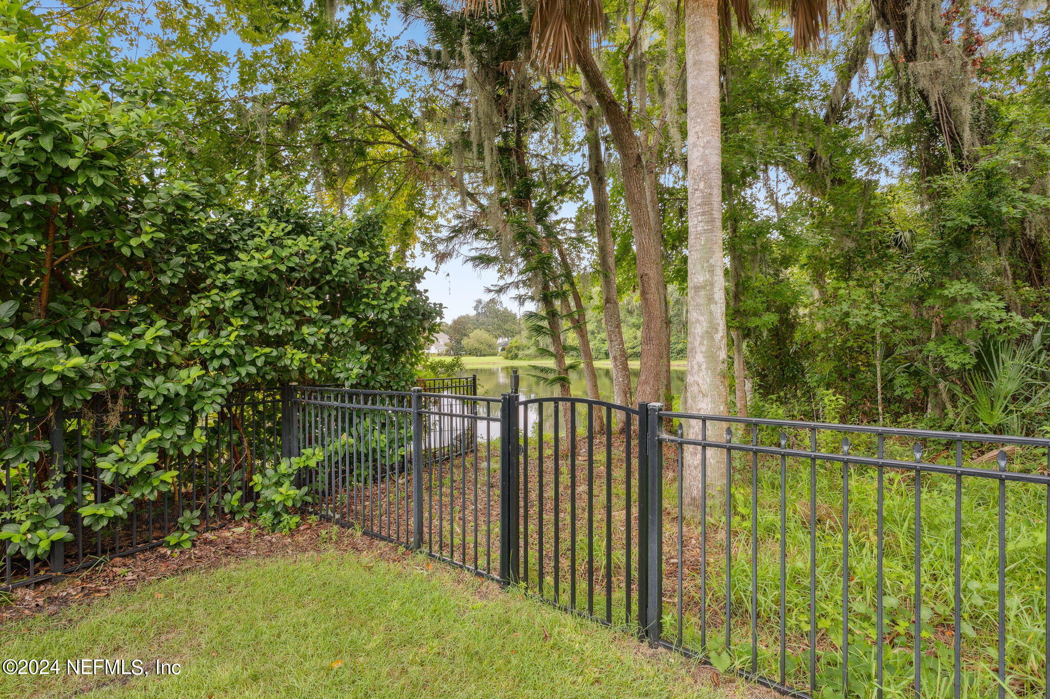 508 HONEY LOCUST Lane
