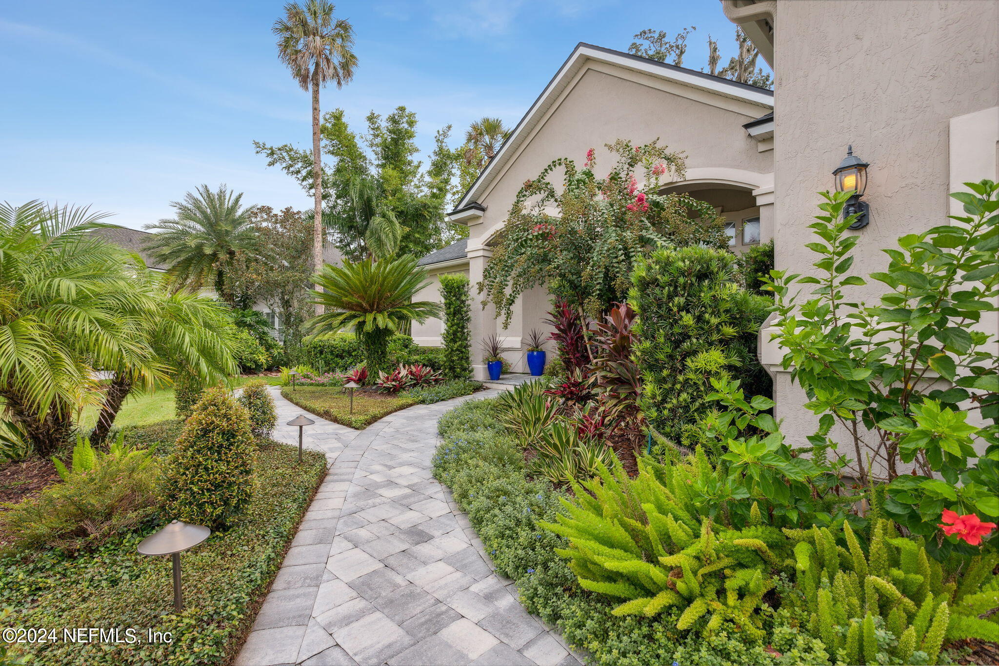 508 HONEY LOCUST Lane