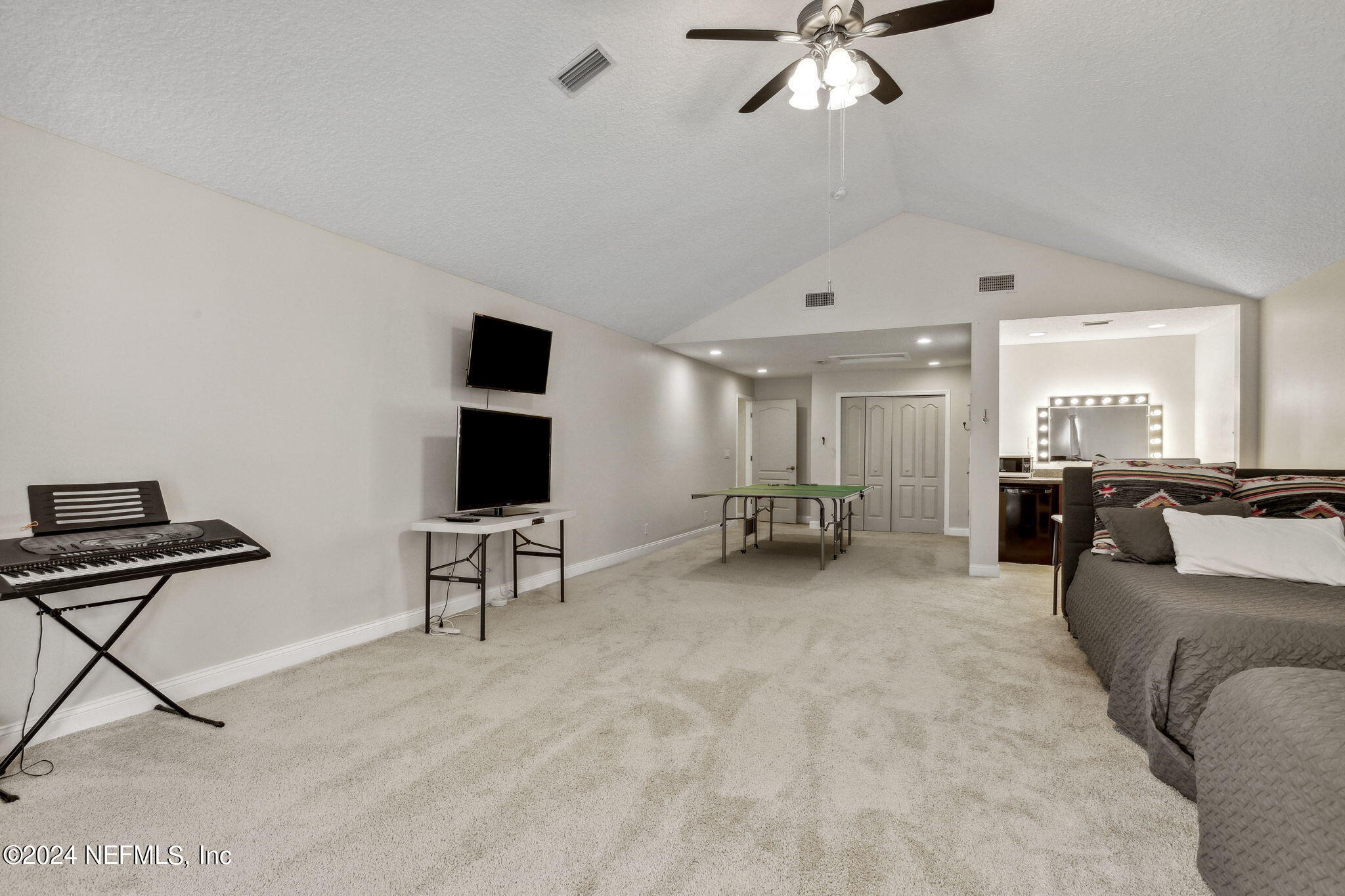 508 HONEY LOCUST Lane