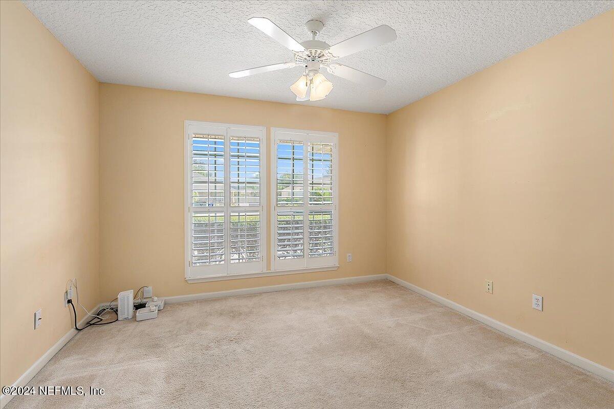 9676 TRENDLE Lane