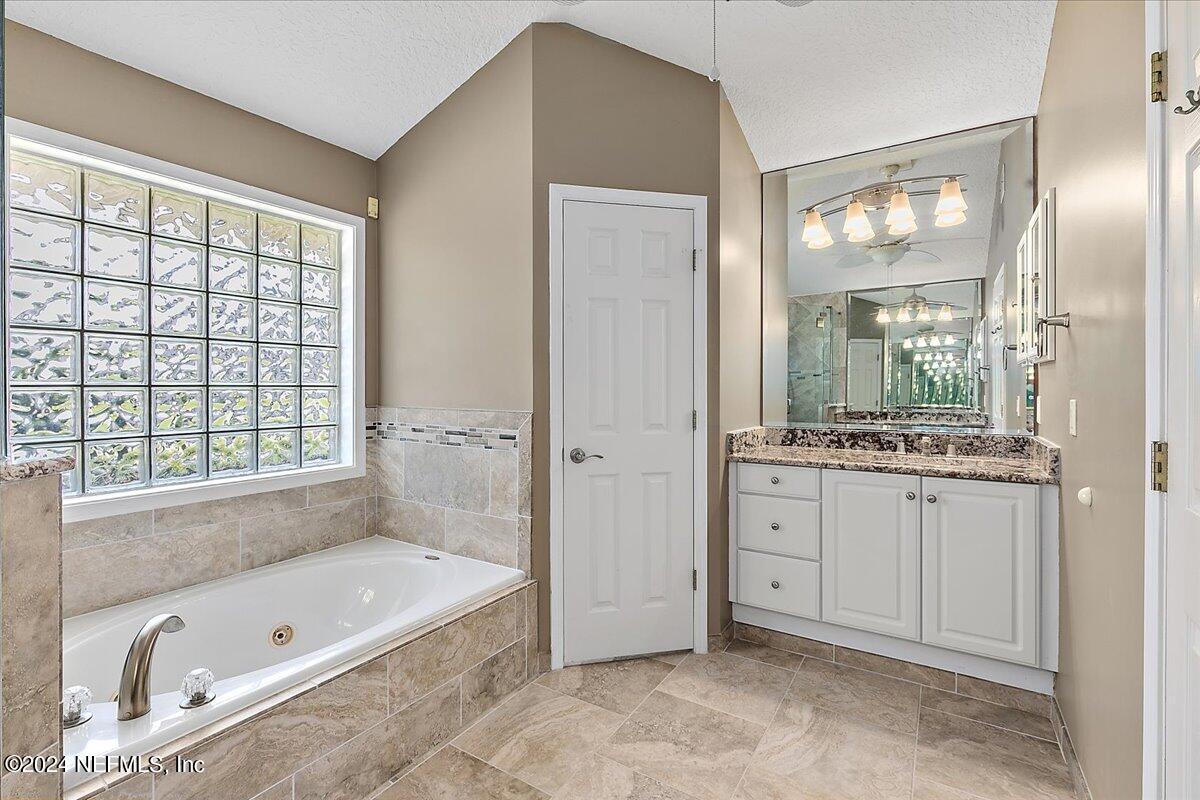 9676 TRENDLE Lane