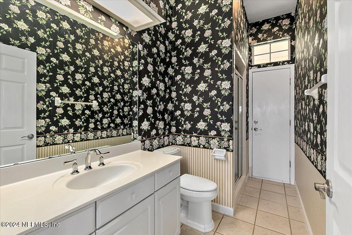 9676 TRENDLE Lane