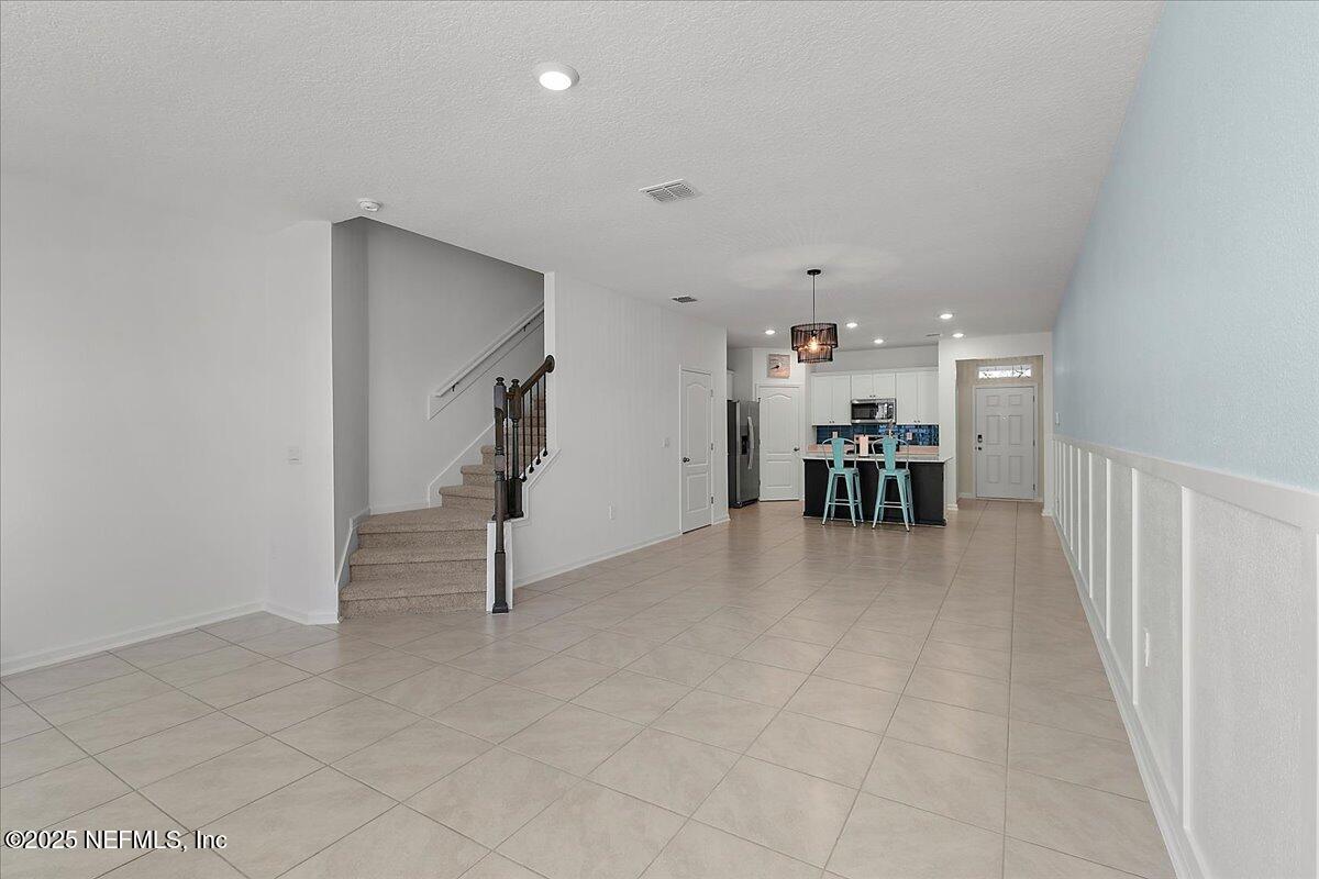 24 SUNNYVALE Street