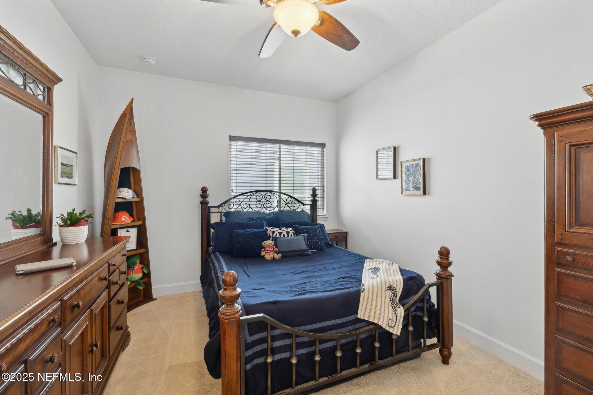242 HOWLAND Drive
