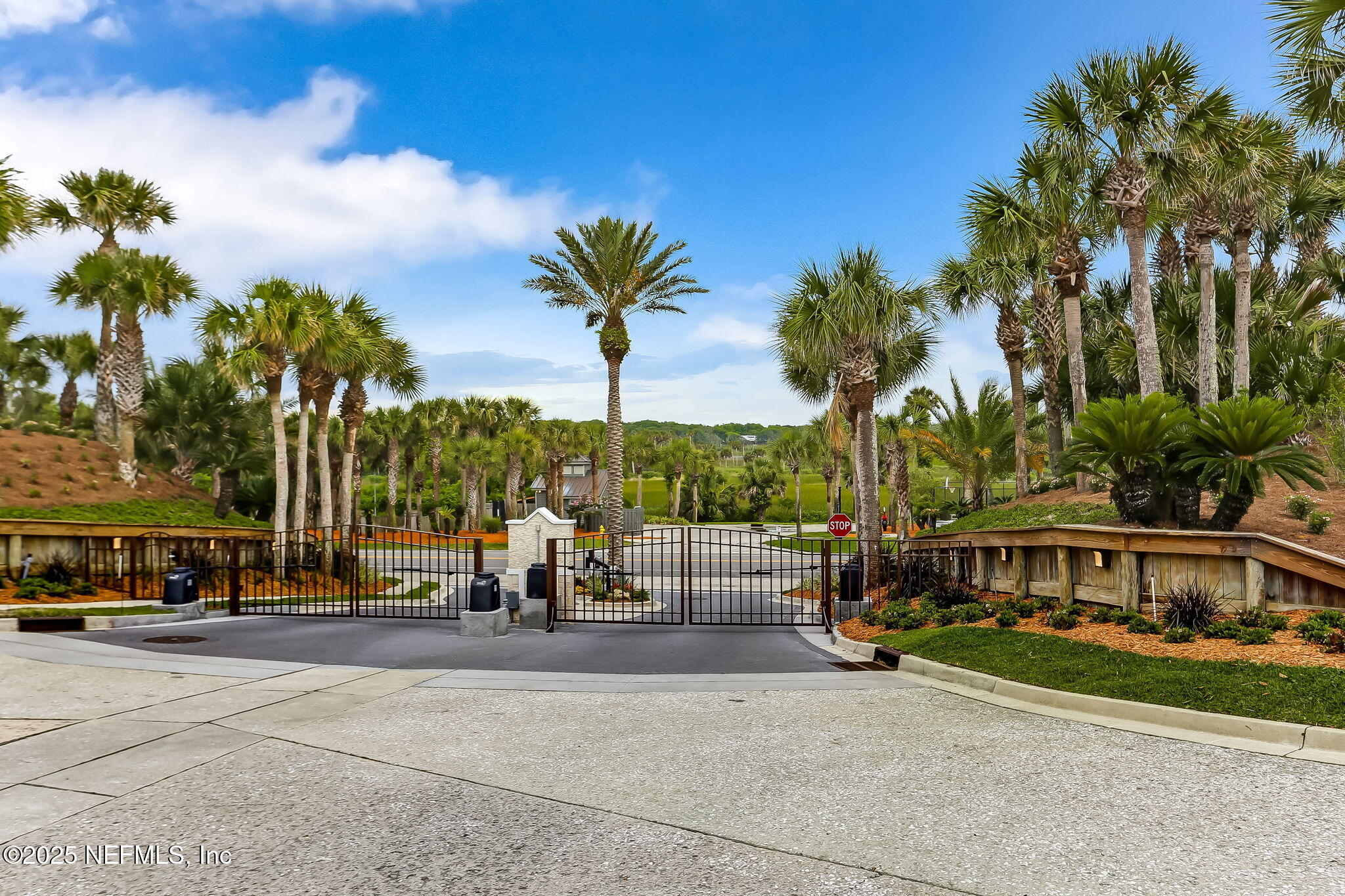 169 SEA HAMMOCK Way