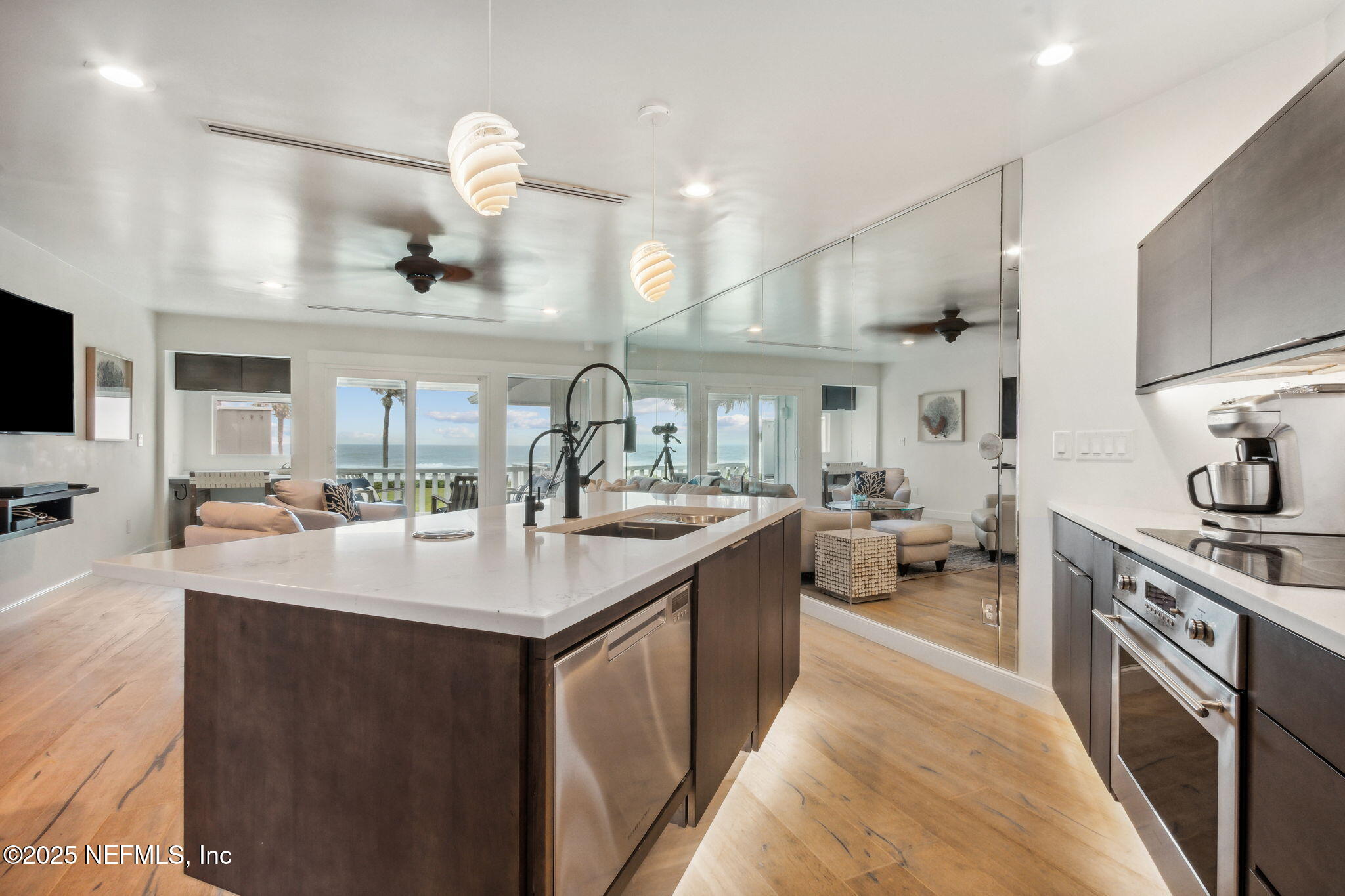603 SUMMER Place