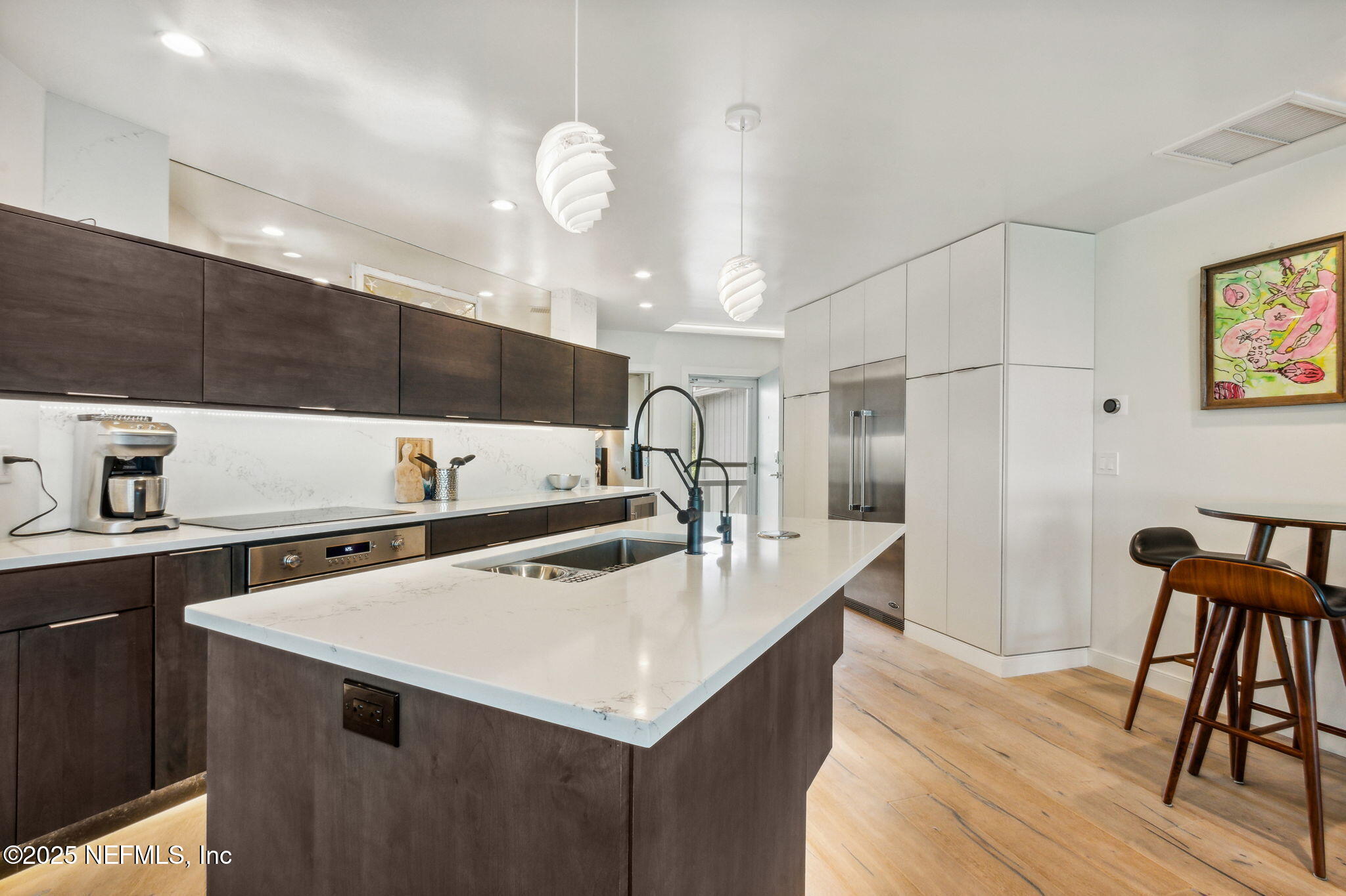 603 SUMMER Place