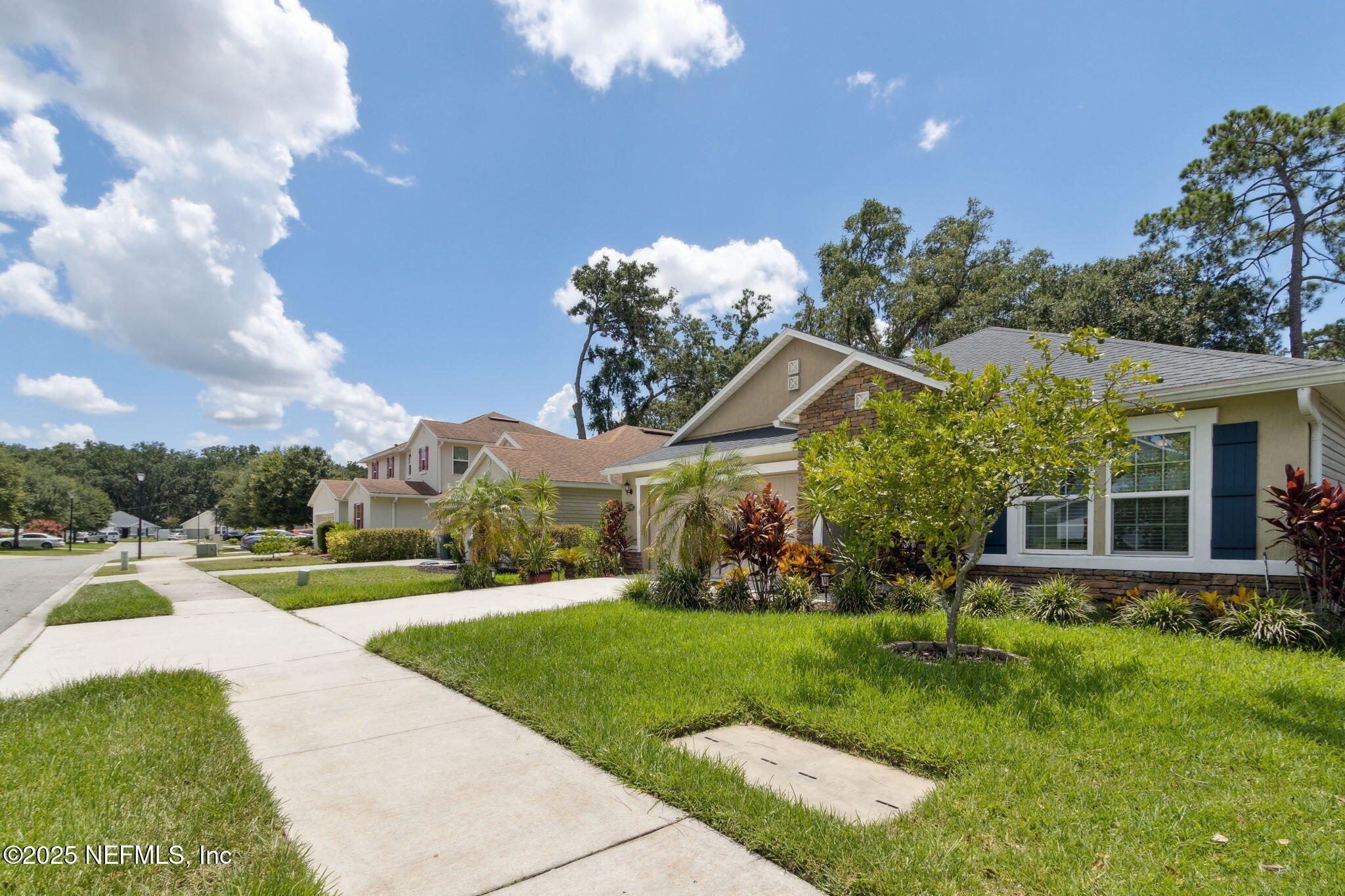 9502 ABBY GLEN Circle