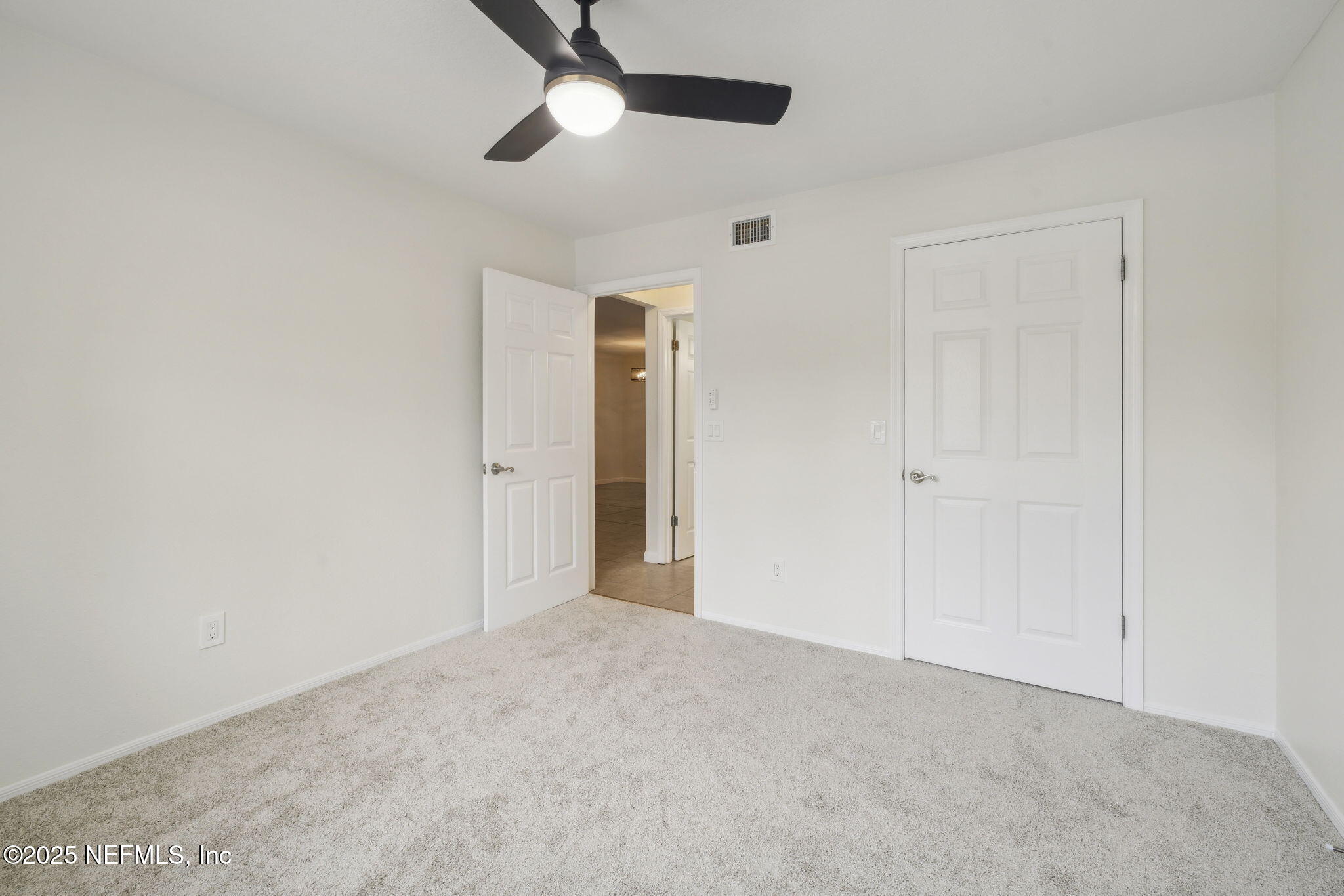9 ARBOR CLUB Drive, 101