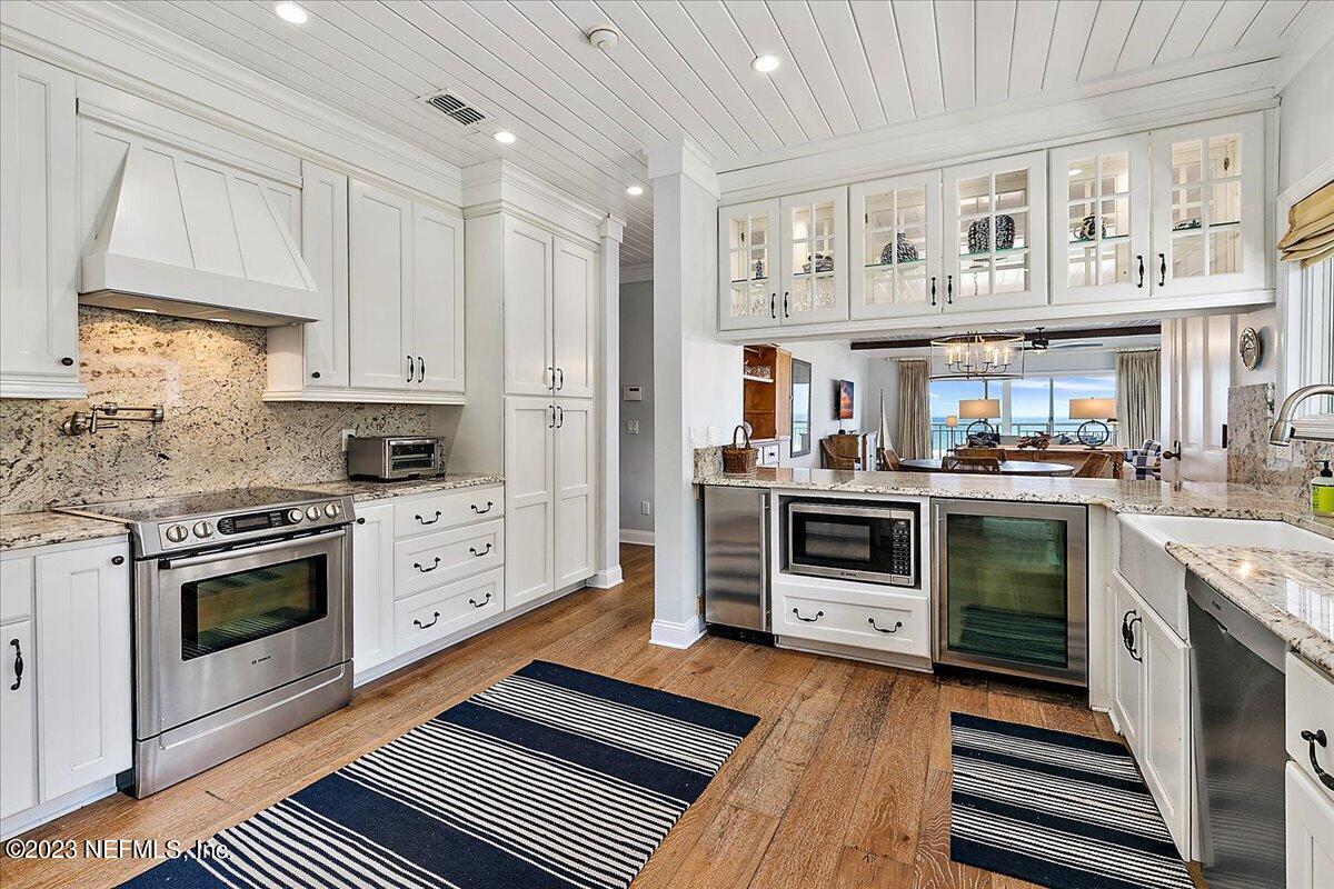 183 SEA HAMMOCK Way