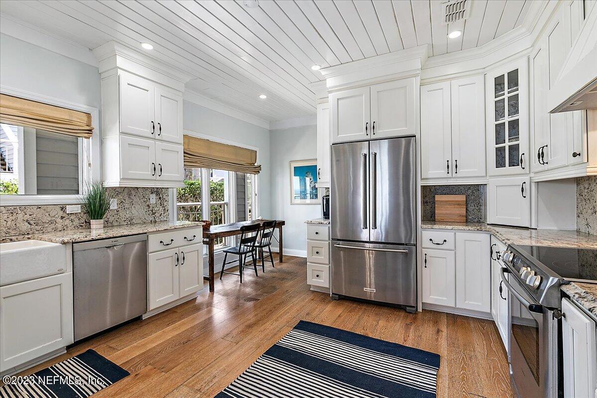 183 SEA HAMMOCK Way
