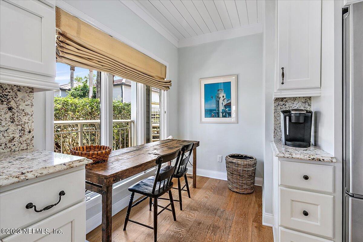 183 SEA HAMMOCK Way