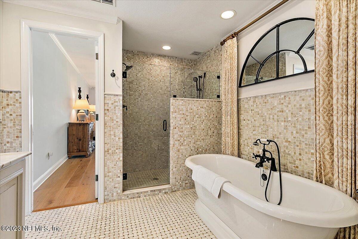 183 SEA HAMMOCK Way
