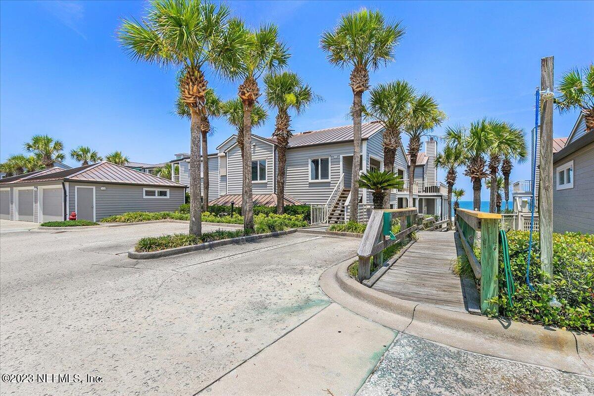183 SEA HAMMOCK Way