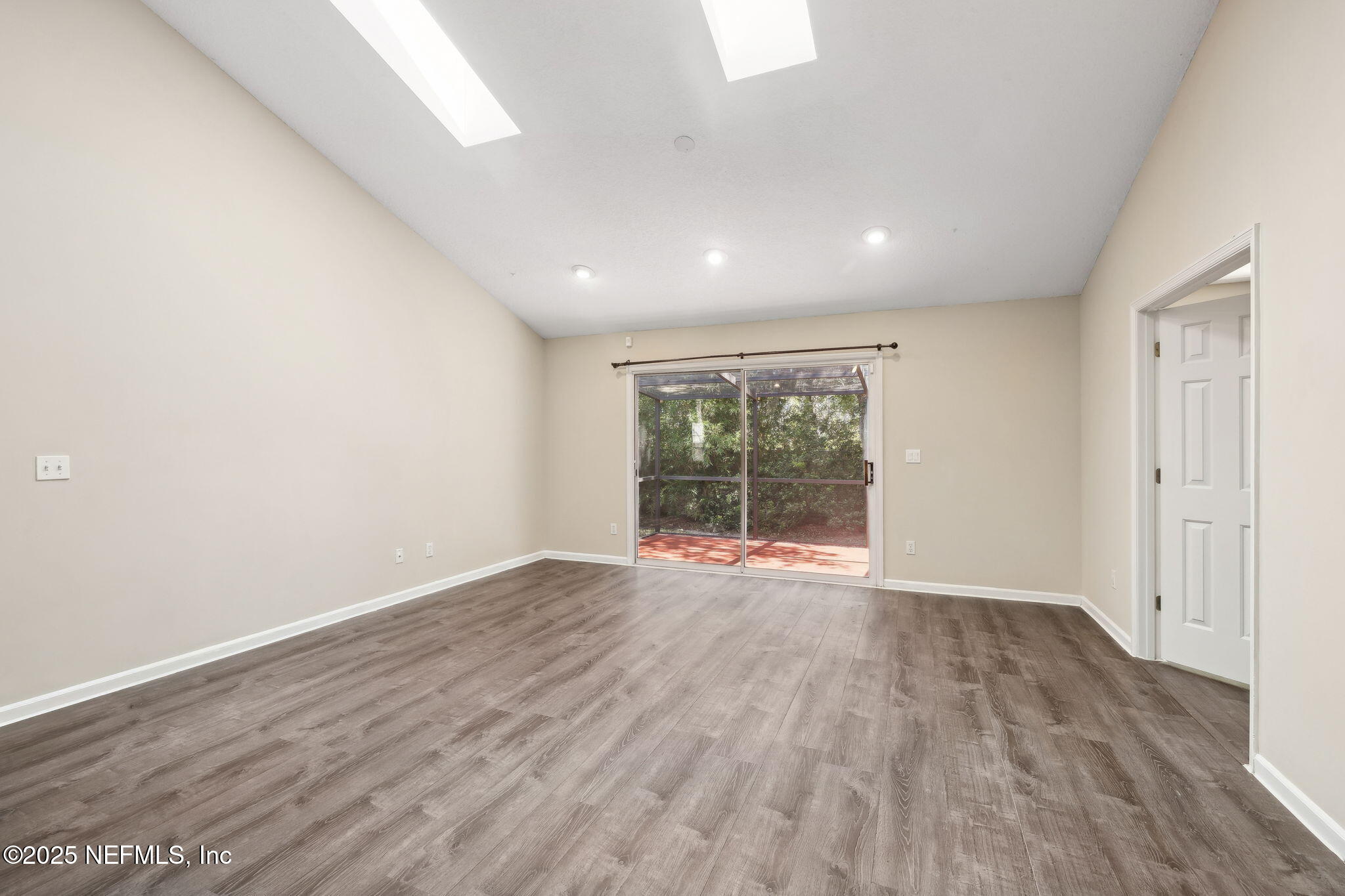 844 SAWYER RUN Lane