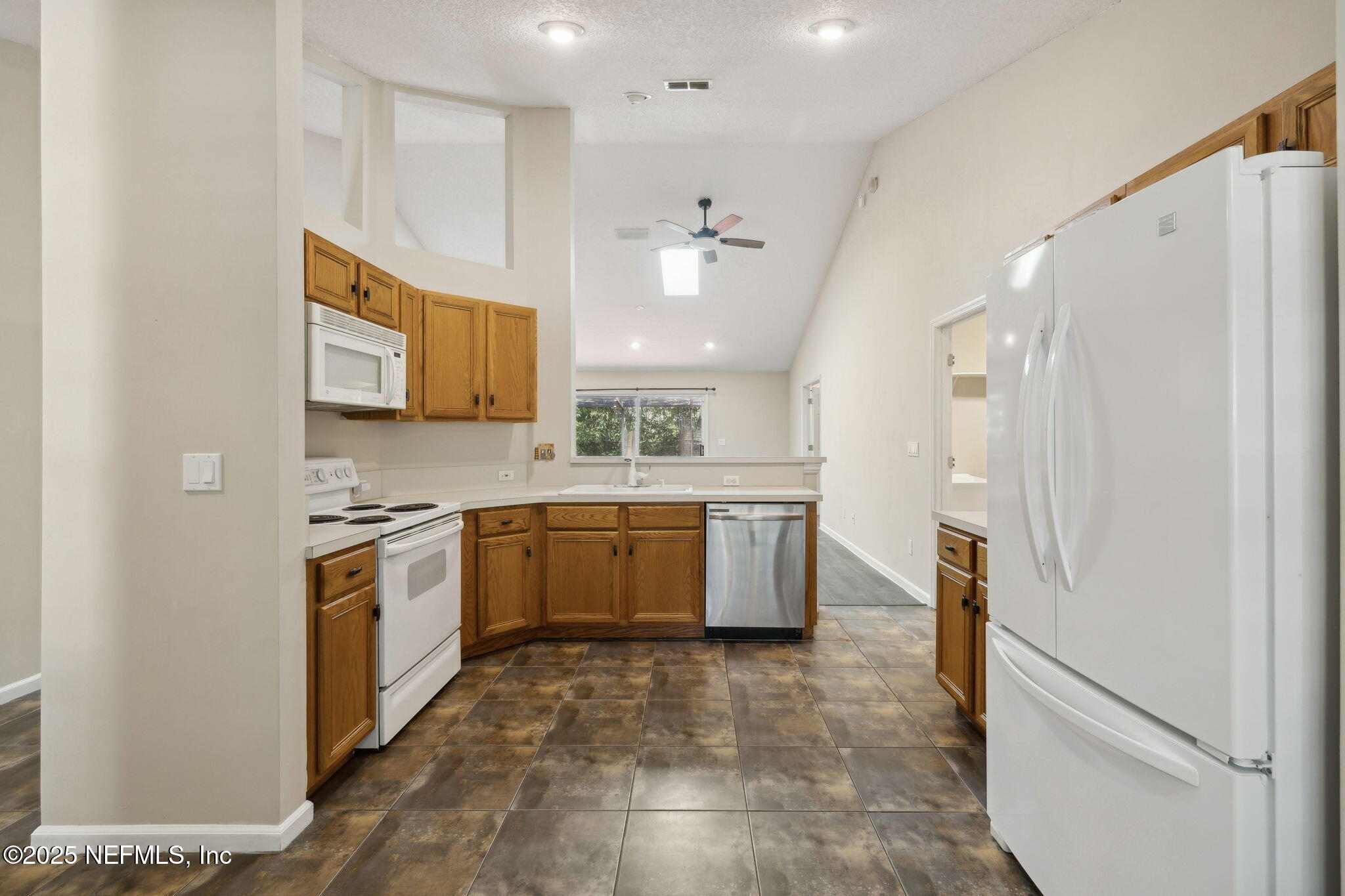 844 SAWYER RUN Lane
