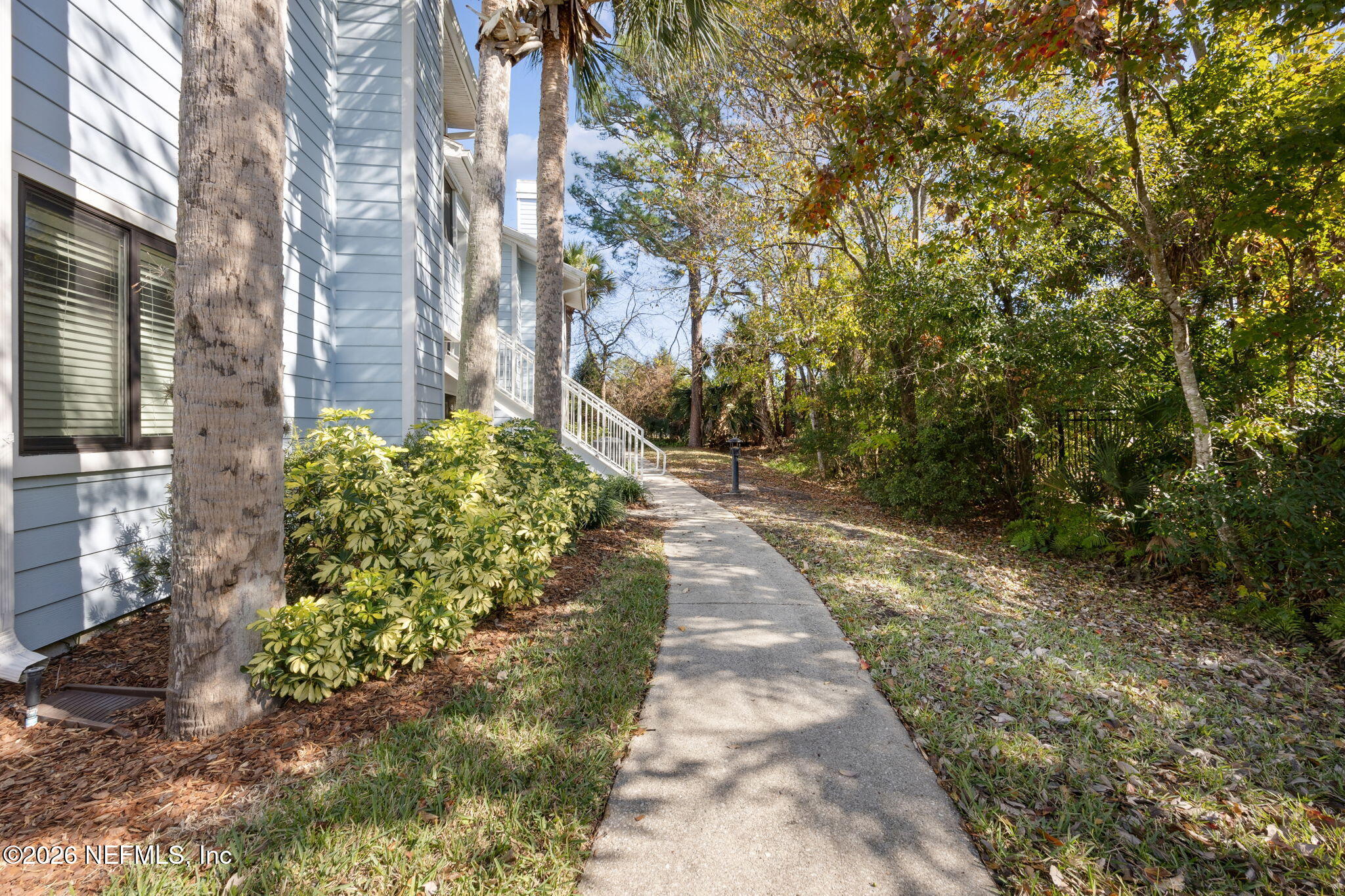 100 FAIRWAY PARK Boulevard 1207