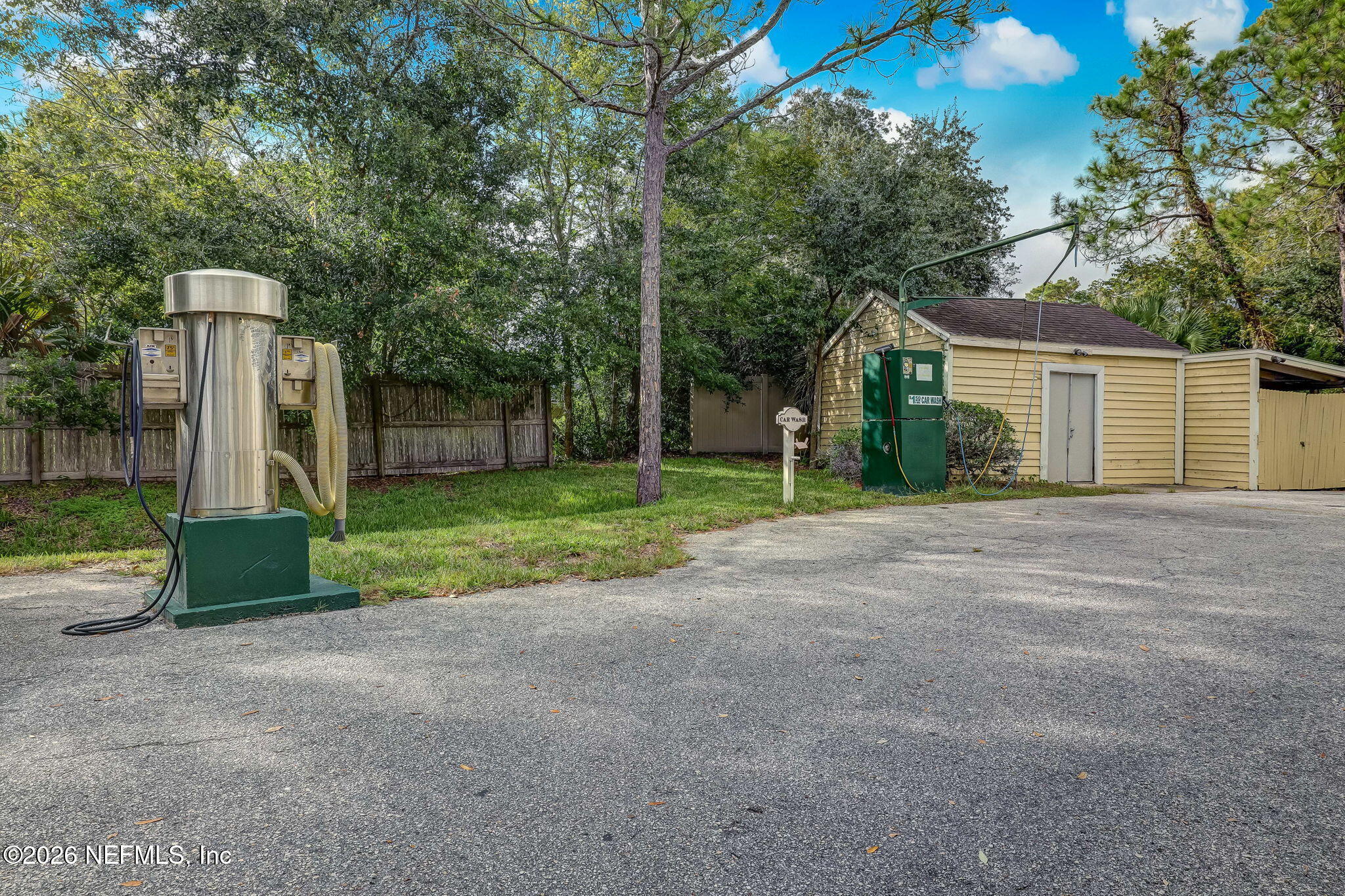 100 FAIRWAY PARK Boulevard 1207