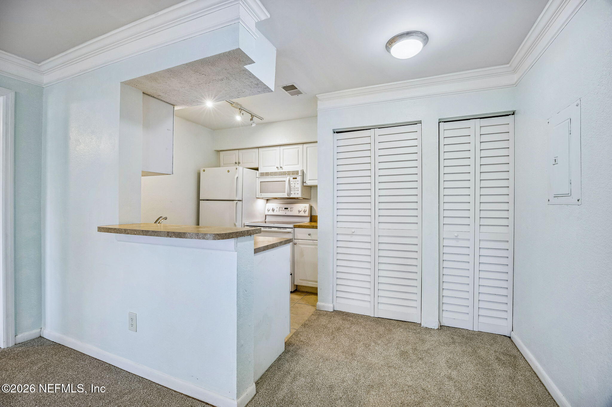 100 FAIRWAY PARK Boulevard 1207